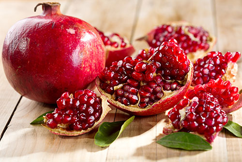 make pomegranate juice